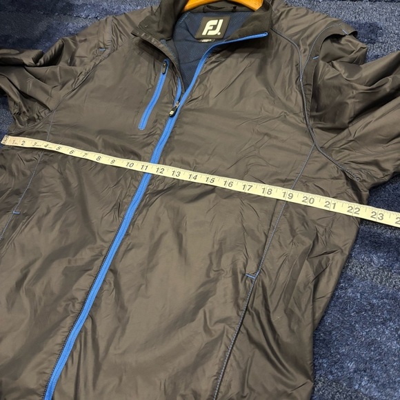 FootJoy medium nylon jacket Lightweight insulated golf - Picture 8 of 11